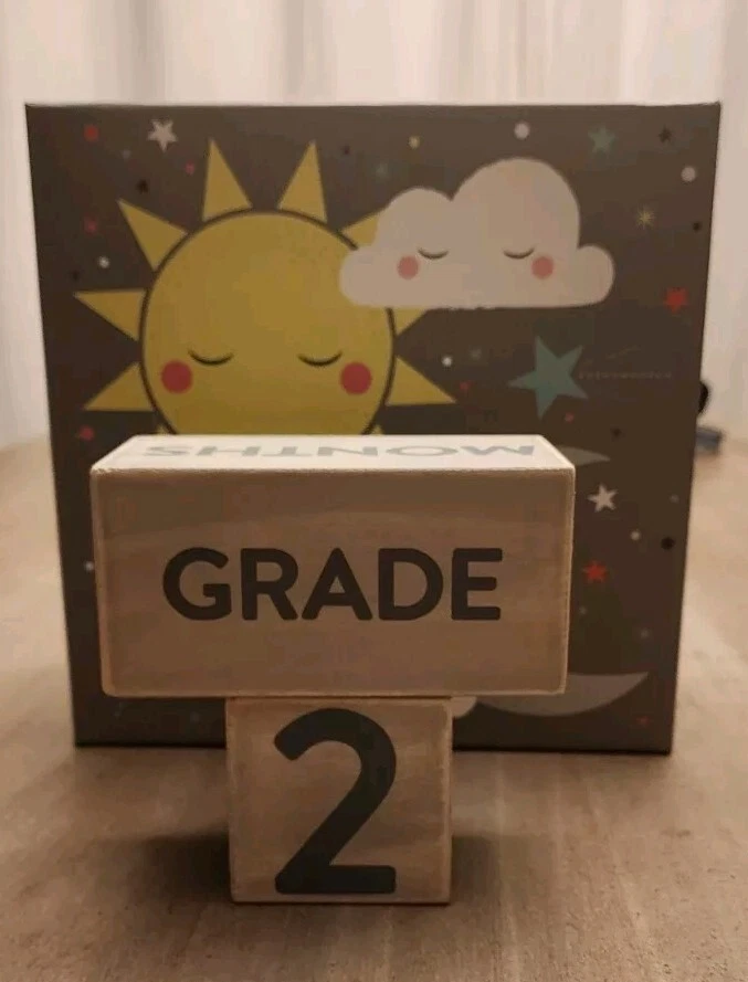 Bloques de edad de hitos de madera accesorio de bebé de género neutro para compartir fotos con... Foto 4 de 4