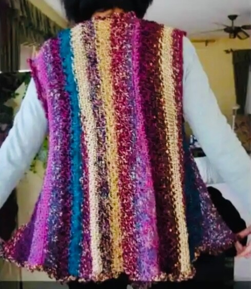 Nuevo chaleco oscilante de hilo Lucci talla Lg Nancy Boccuzzi muestra de diseñador multi borgoña, dorado