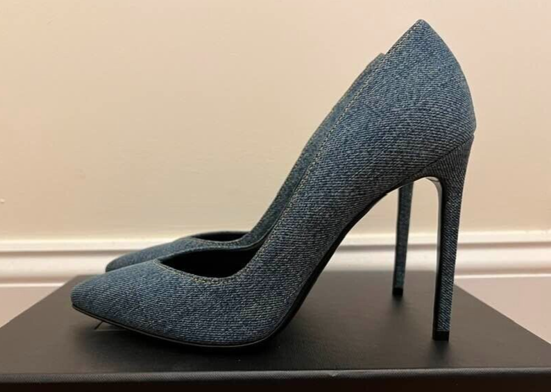 NUOVO Saint Laurent PARIS SKINNY 105 ESCARPIN V PUMP IN DENIM BLU NUOVO CON SCATOLA taglia 37 5