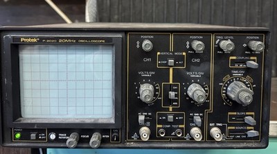 Protek Model P-2020,  20 MHZ Oscilloscope *POWERS ON BUT UNTESTED**   Bin 25a