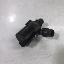 Pompe à eau BMW X6