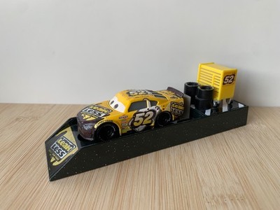 Disney Pixar Cars 3 Brian Spark #52 Leak Less Launcher Mattel 1:55 Diecast