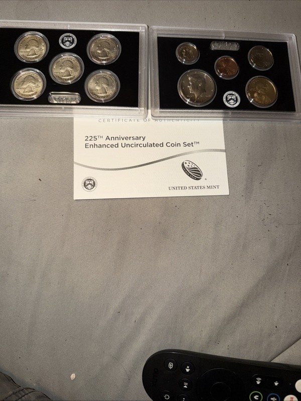U.S. Mint 2017 225th Anniversary Enhanced Uncirculated Coin Set w/ Certificate