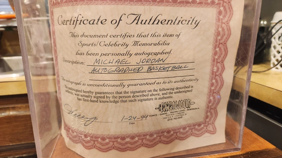 Baloncesto autografiado por Michael Jordan con certificado de autenticidad 1994 Excalibur Chicago Bulls NBA Foto 2 de 4