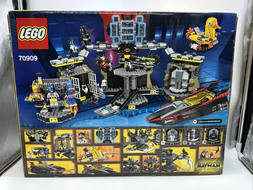 LEGO The LEGO Batman Movie: Batcave Break-in (70909) - Image 3 of 4