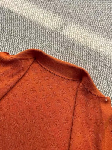 ¡NUEVO SIN ETIQUETAS! AUTÉNTICA Camisa de Algodón Pointelle Monograma LOUIS VUITTON Naranja, Talla S - Imagen 20 de 24