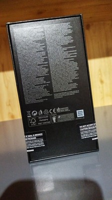 Samsung Galaxy S22 - 8GB/256 GB - Phantom Black (Unlocked)