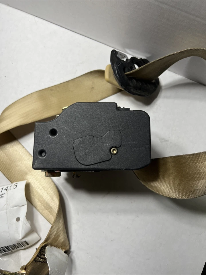 Volkswagen Passat 2001 conductor cinturón de seguridad retractor Foto 4 de 4