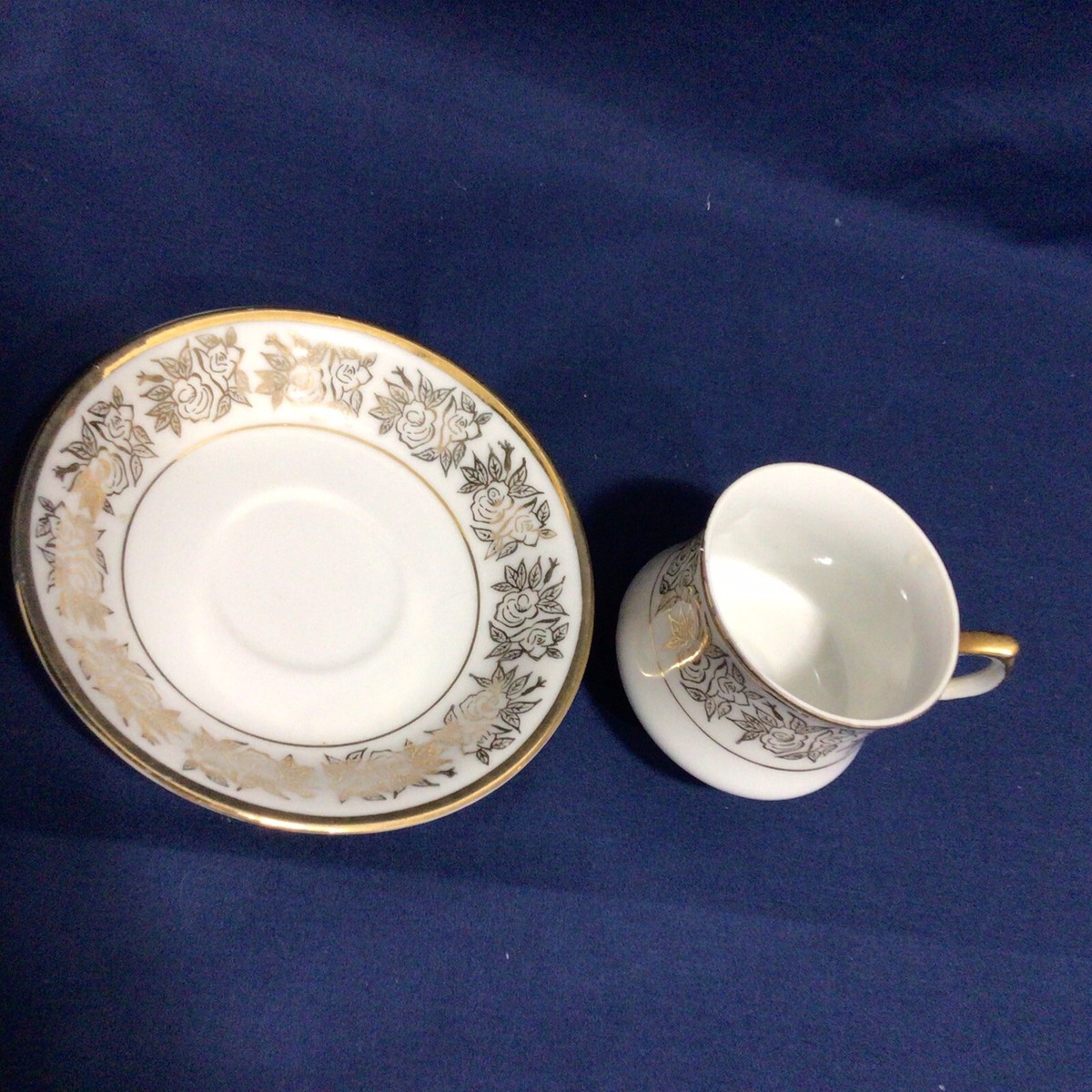 Vtg Royal Sealy B2848 Gold Roses On White Demitasse Or