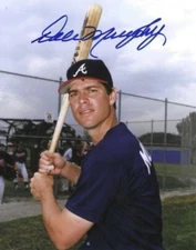 Autographed  8x10 DALE MURPHY Atlanta Braves photo w/ COA
