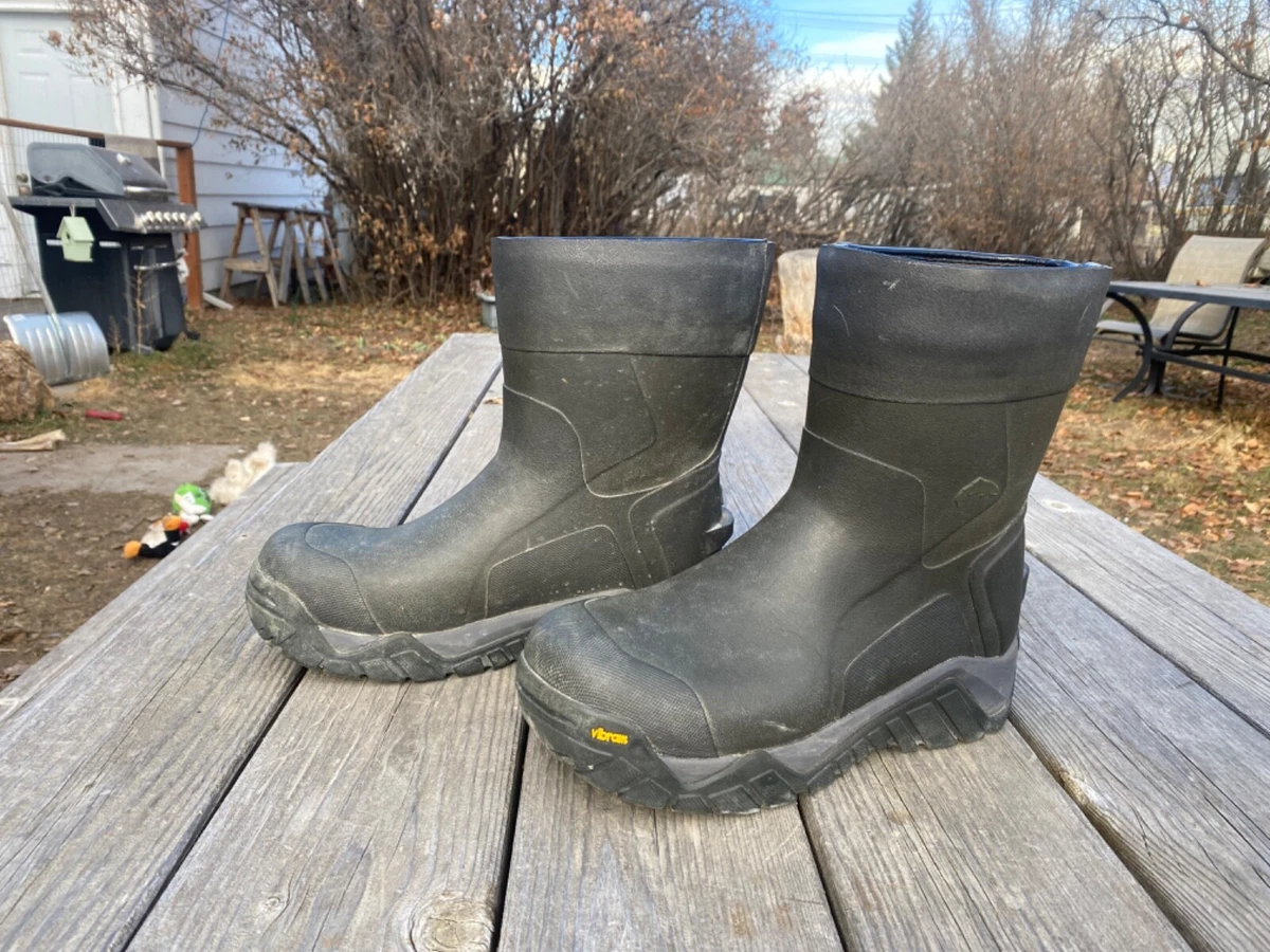 Insulated clearance wading boots