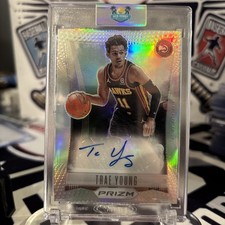 2021-22 Panini Prizm - Flashback Signatures Trae Young #FS-TYG (AU)