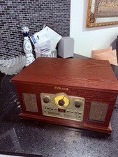 Vintage Style Craig Radio/turntable, Cassette, DVD Player