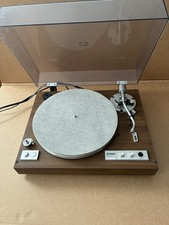 Yamaha YP-B4 Belt Drive Turntable Record Player FOR PARTS/REPAIR powers on