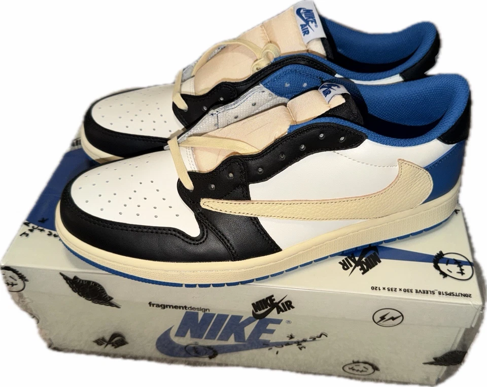 Talla 11 - Jordan 1 Retro x Diseño Fragmento x Travis Scott Bajo Azul Foto 2 de 4