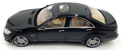 Autoart 1/18 Scale Diecast 76242 - Mercedes-Benz S63 AMG - Black