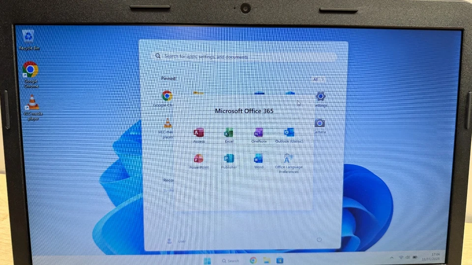 HP 250 G1 15.6" Inch Laptop Computer - Windows 11, Office 365, Core i5, SSD - Image 2 of 4