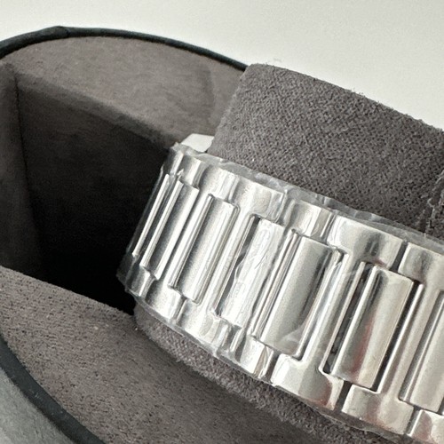 BALMAIN MADRIGAL B74813324 STAINLESS STEEL SWISS MENS CHRONOGRAPH WATCH 42MM - Picture 22 of 24