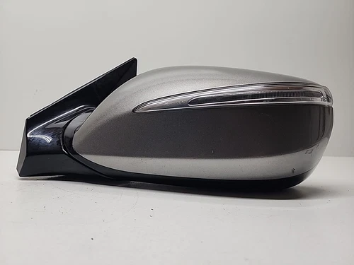 47060 | 2014 - 2018 HYUNDAI SANTA FE Left Mirror Driver Blind Spot Turn Signal 