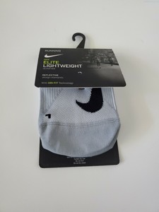 nike elite lightweight quarter running socks