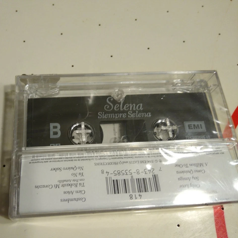 Selena Siempre Selena Cassette Tape 1996 Brand New Sealed Tejano music mint - Image 4 of 4