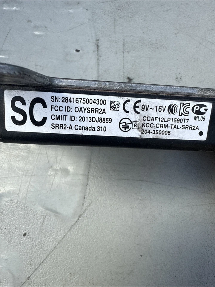 Sensor monitor punto ciego Toyota Sienna 2011-2016 OEM 88162-08020 Foto 3 de 3