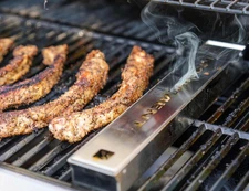 A007 Heavy Duty Stainless Steel Barbecue Smoker Box Grill Accessories, Reusab...