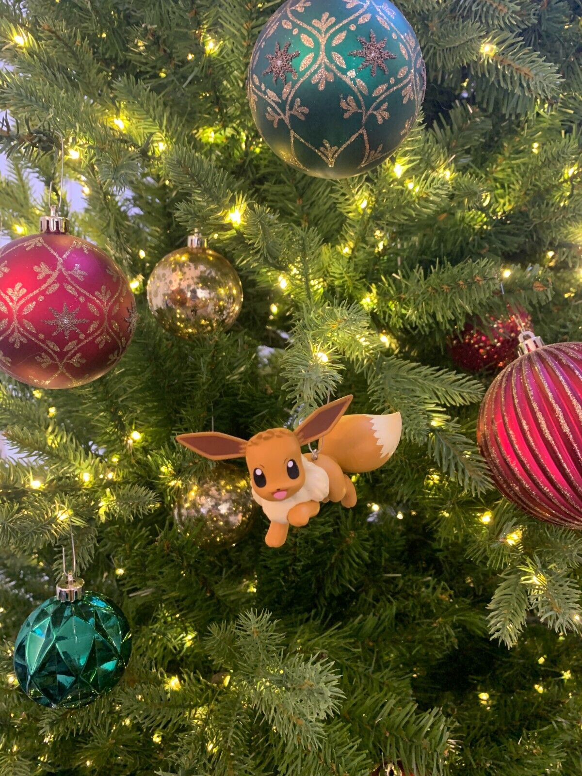 2022 Pokémon Eevee Hallmark Christmas Ornament - Hooked on