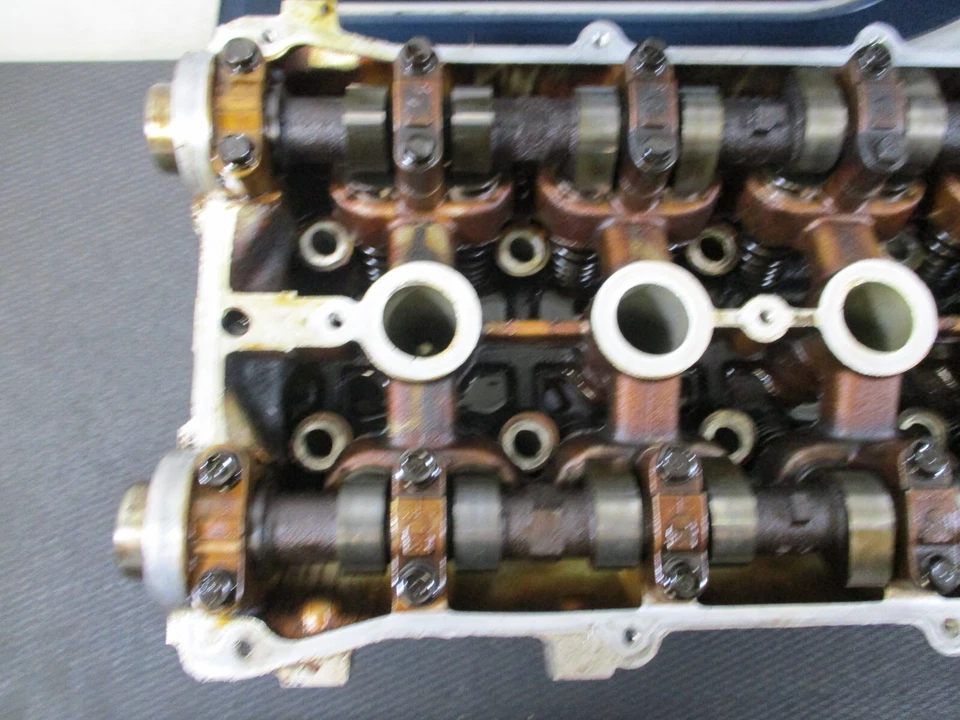 Mercury Capri XR2 1991 - Mazda B6T - Conjunto de culata Foto 4 de 4