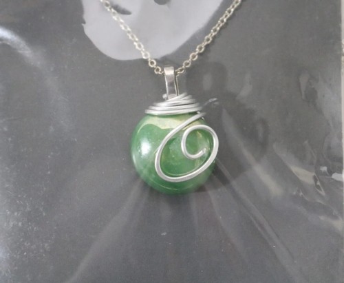 Handcrafted Green Stone Pendant Necklace - Picture 4 of 19