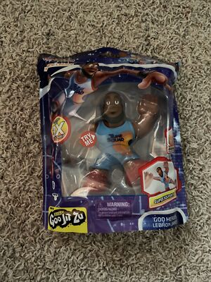     Heroes of Goo Jit Zu Space Jam A New Legacy Lebron James Stretch Toy!   