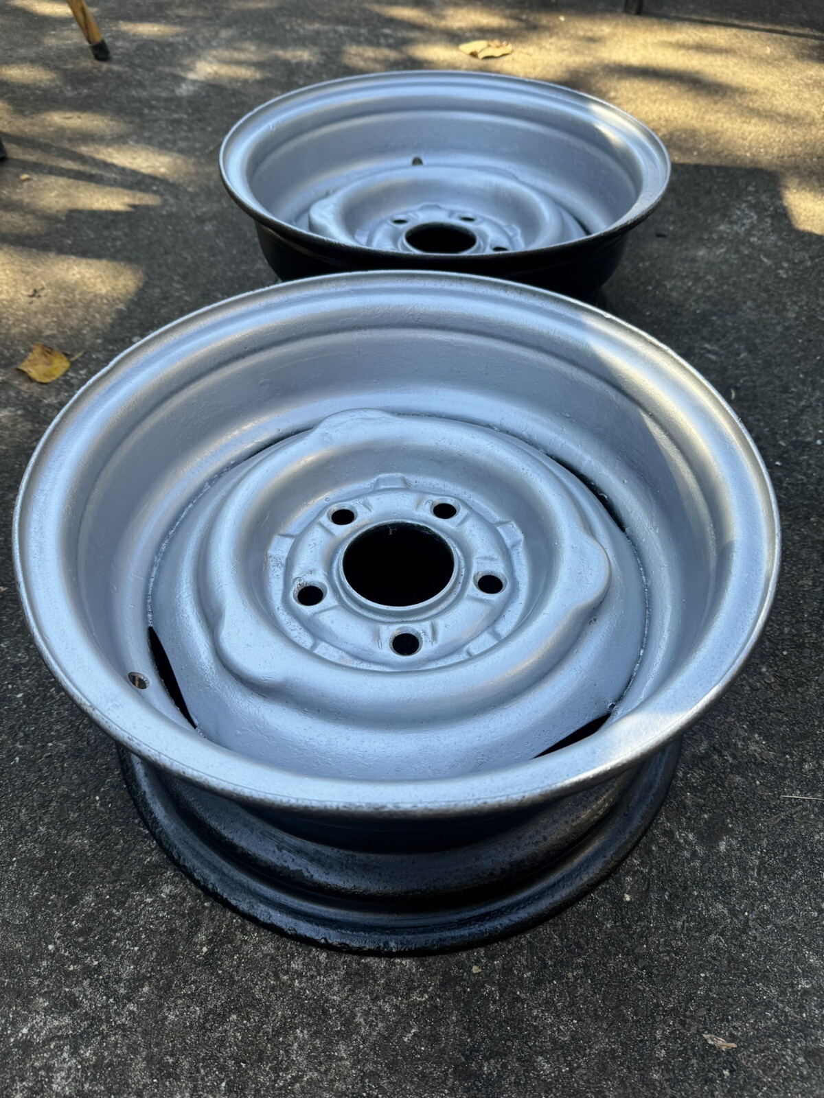 Picture 2 of 9