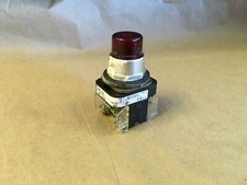 Allen Bradley 800T-QT24 Red Illuminated Push Button Ser. T   (KB)