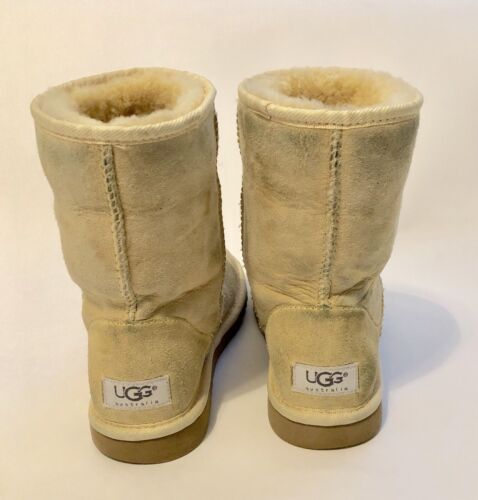 VINTAGE UGG WOMENS CLASSIC SHORT BOOTS YELLOW SIZE 5 | eBay