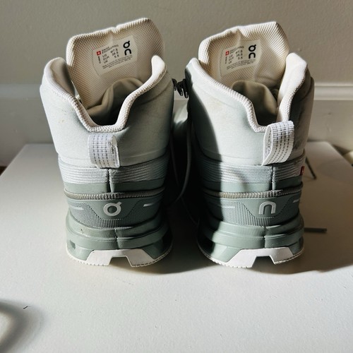 ON CLOUD Womens Cloudrock Waterproof Hiking Boot Shoes Sz 7.5 US and 38.5 EU - Picture 7 of 11