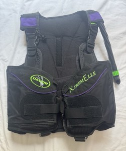 Dacor Xtrem Elle Buoyancy BCD Scuba Vest Womens Size  Medium 