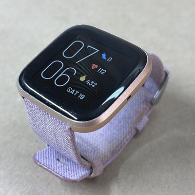 Fitbit Versa 2 Fitness Activity Tracker Watch FB507 with Band Tested Works