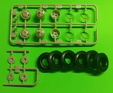 1970 Ford F-350 Ramp Truck Moebius 1/25 Dually Rim Wheel Tire Race Car Hauler