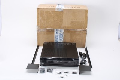 Savant PAV-SIPA50SM-00 IP Audio Verstärker mit Stromkabel und Zubehör