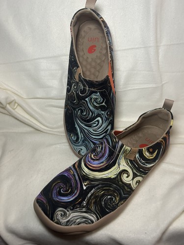 UIN Womens Slip On Shoes Canvas Loafers Comfy Flats Lightweight US Size 9.5 - Picture 2 of 9