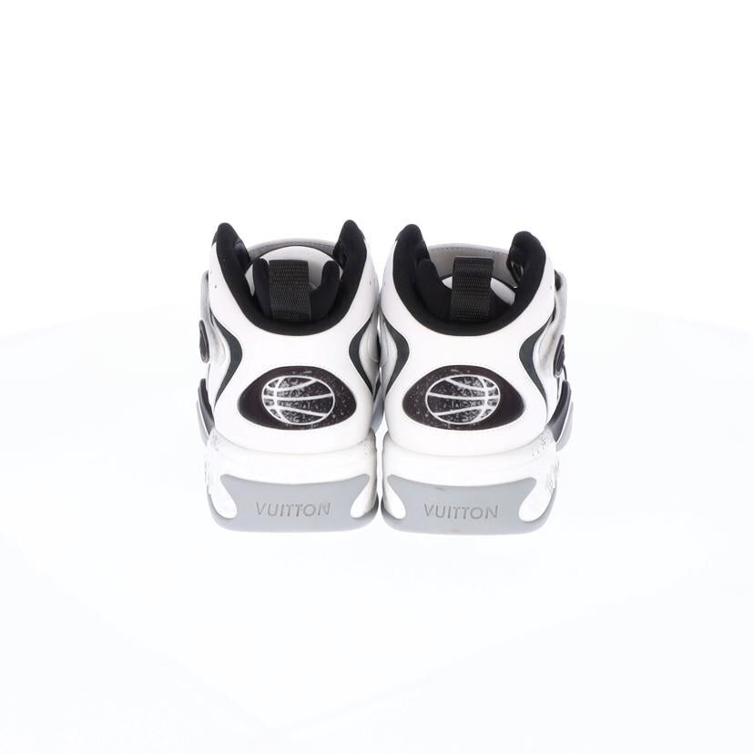 LOUIS VUITTON LV Trainer 2 Line Sneakers 2022 1AAH96 GO0252 6 Me