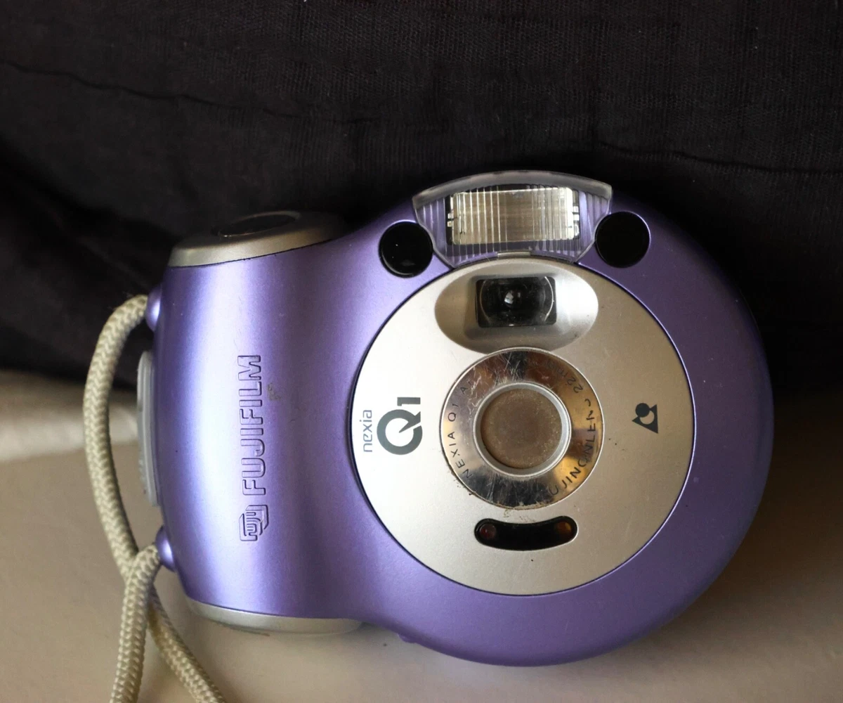 クレイサス 富士フィルム コラボ カメラ nexia Q1 ピンク クレイサス 富士フィルム コラボ カメラ nexia Q1 ピンク 【公式通販】