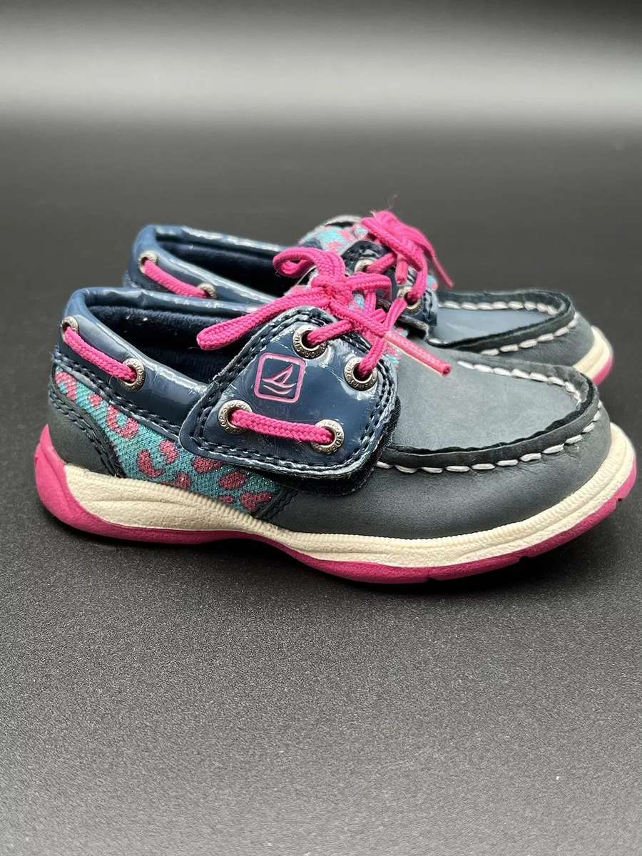 Girls in clearance sperrys