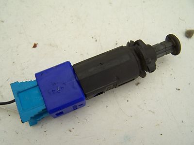 Renault Espace Pedal switch (blue plug 2003-2006) 