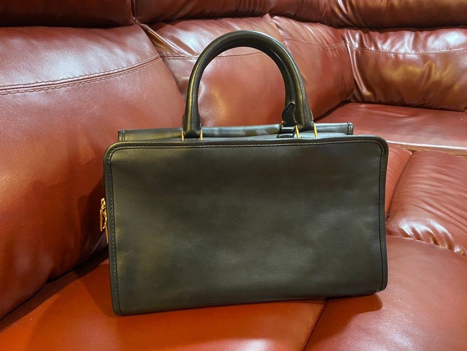 Black and Gold Women's Madison East/West Tote Black leather bag elegant medium image 4