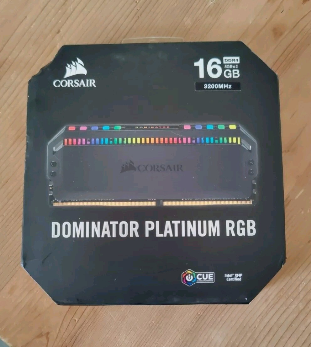 Corsair Dominator Platinum RGB 16GH (8gb X 2) 3200MHZ