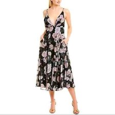 Fame and Partners Women's Botanical Dress Black Miri Deep V-Neck Dress. Size 6