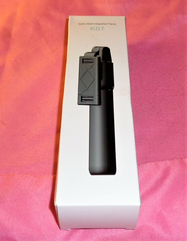 K07 Selfie Stick Integrated Tripod, Black, Compact, Stainless Steel, NEW!
