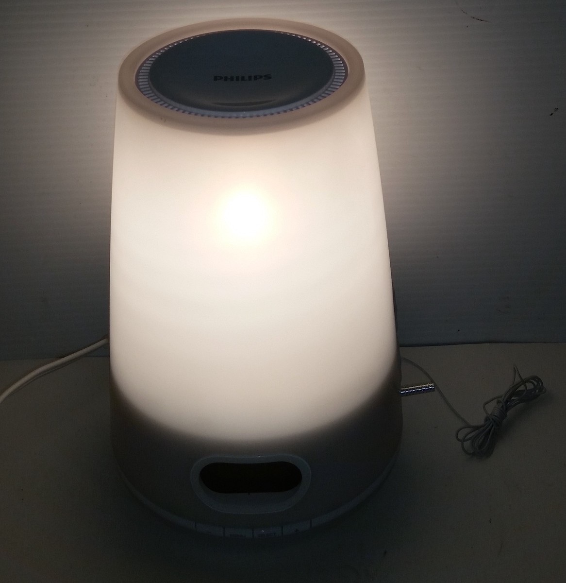 PHILIPS WAKE-UP LIGHT HF3470 w/optional radio & nature sounds WAKE