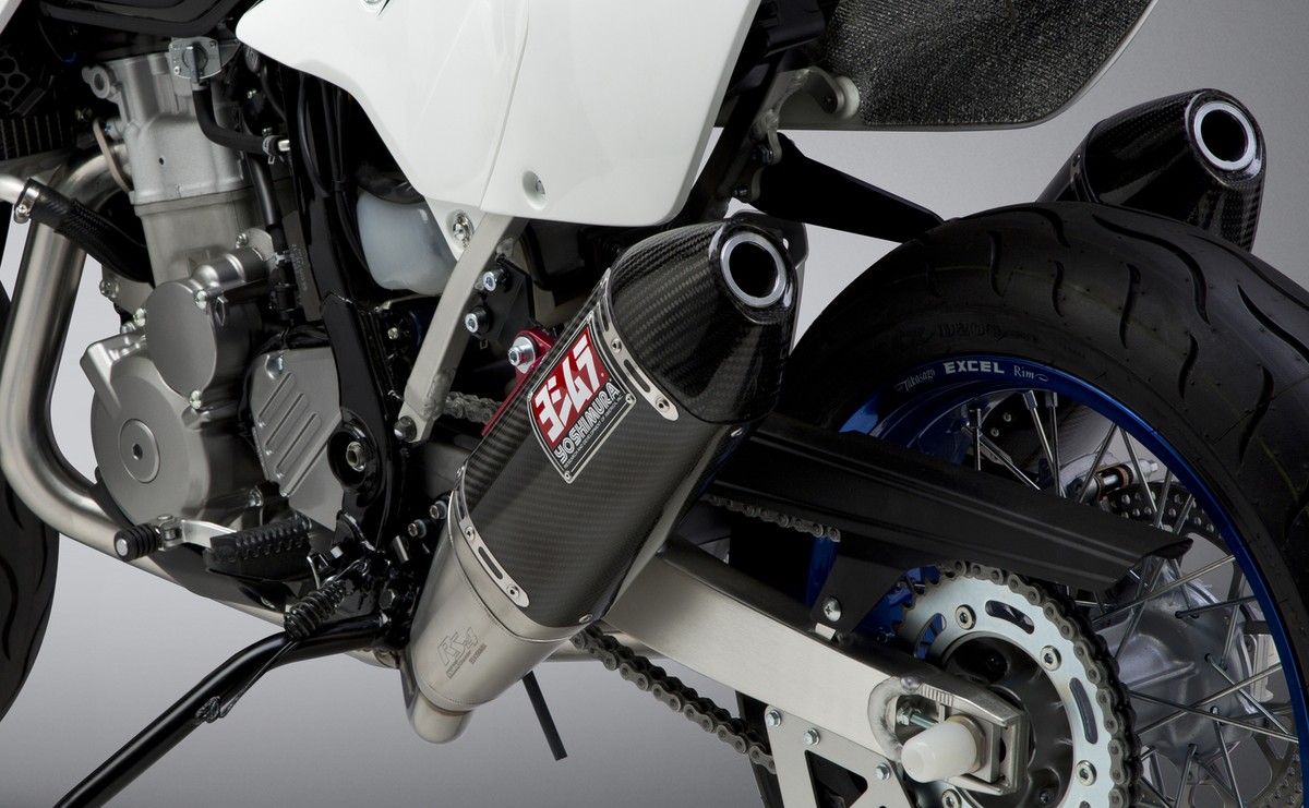 スズキ　DRZ400SM ヨシムラ　トライコーンマフラー　フルエキ Amazon | ヨシムラ(YOSHIMURA) バイクマフラー フルエキゾースト